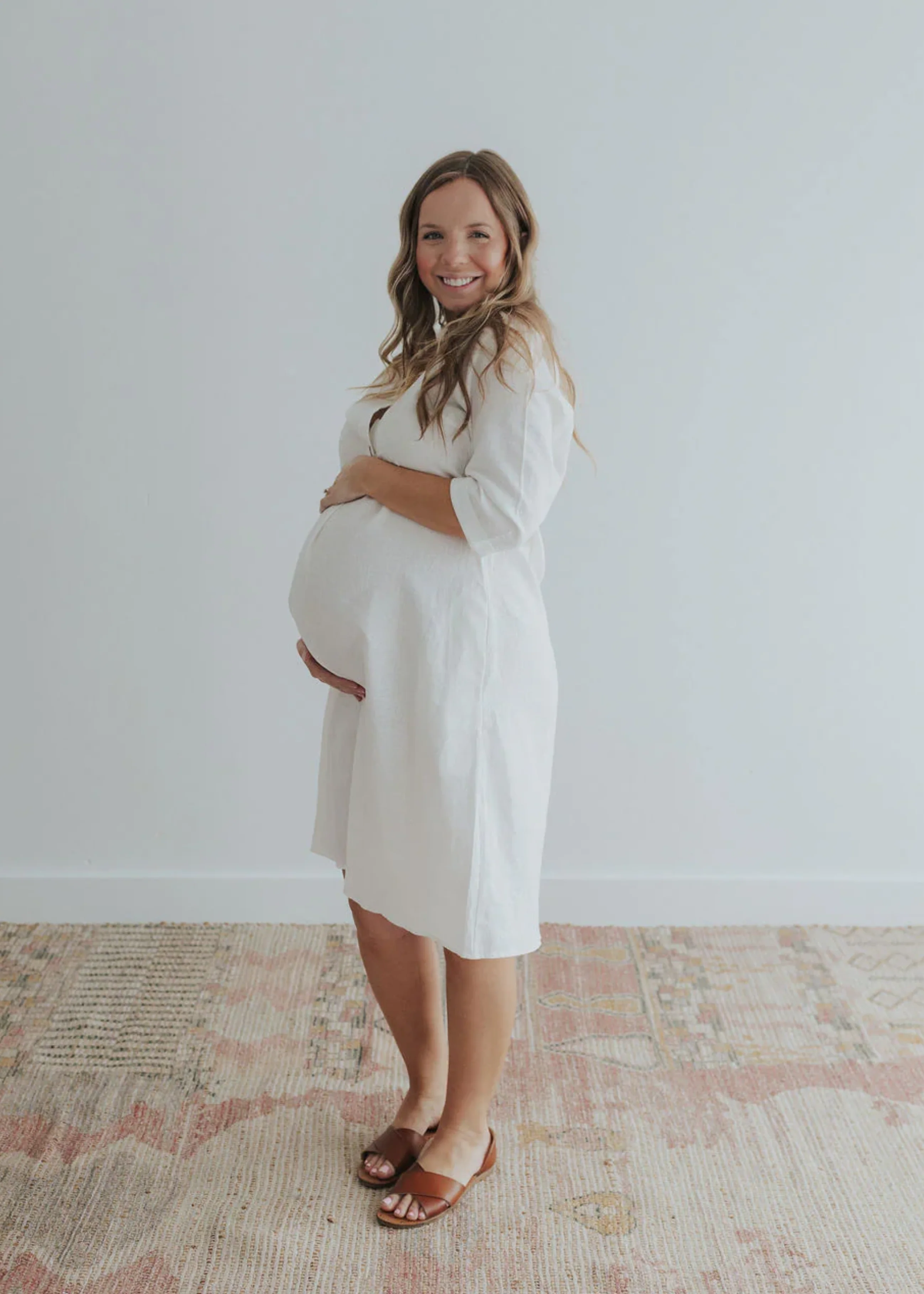 Faye Dress in Linen - Image 32
