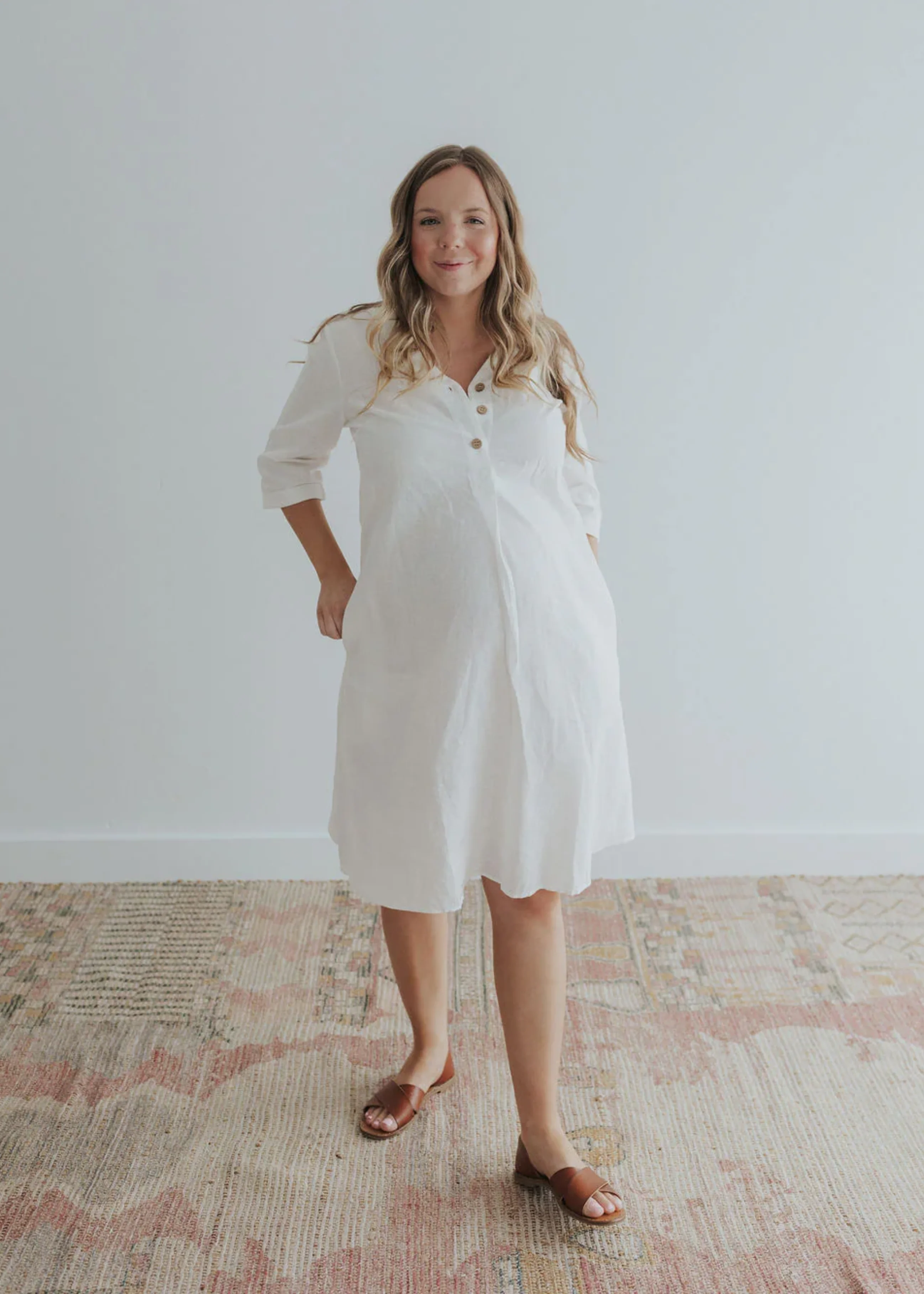 Faye Dress in Linen - Image 33